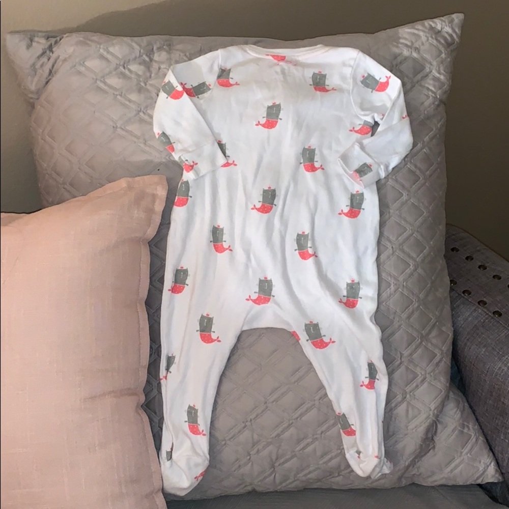 Gap PJs - Picture 2 of 3